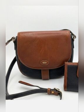 Bally Vintage Virage Crossbody Bag & Wallet - EUC!